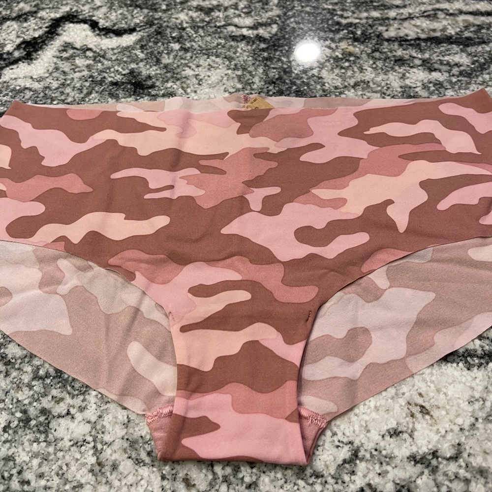 Victoria’s Secret PINK bikini hipster panty - Picture 2 of 9